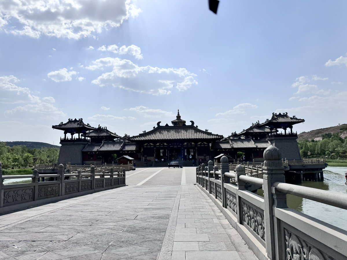 福利姬小南一（京津冀）分享的黄推图片2 - 网红私拍内容