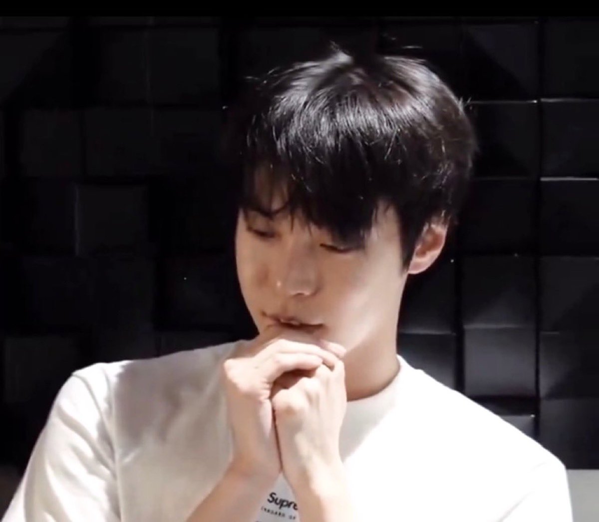 doieishappyy's tweet photo. แก้มฟูๆกับฟันกาตุ่ย น่ารักจัง 🥺🤏🏻🤏🏻 https://t.co/oJvuZOGWJg