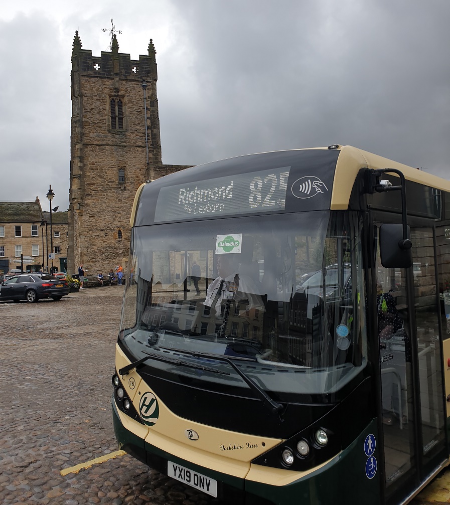 DalesBus's tweet image. Eastern DalesBus 825 is back for the summer, running from York, Knaresborough and Harrogate to Brimham Rocks, Fountains Abbey, Hackfall, Masham, Jervaulx Abbey, Middleham, Leyburn and Richmond every Sunday and Bank Holiday. 
dalesbus.org/825
Single fares all just £2.