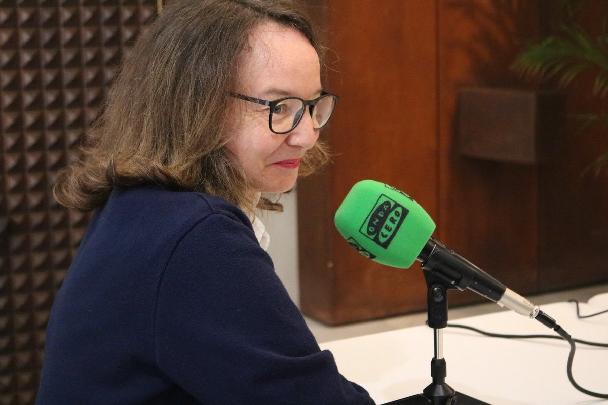 🎙️El programa ‘Más de Uno Canarias’, se ha realizado hoy desde <a href="/parcan/">Parlamento Canarias</a>, con Sergio Miró y el equipo de <a href="/OndaCero_es/">Onda Cero</a>. “Este tipo de iniciativas forman parte del reto de la XI Legislatura, de acercar la Cámara a la ciudadanía de las ocho islas”, señaló <a href="/AstridPerezBat/">Astrid Perez PP</a>