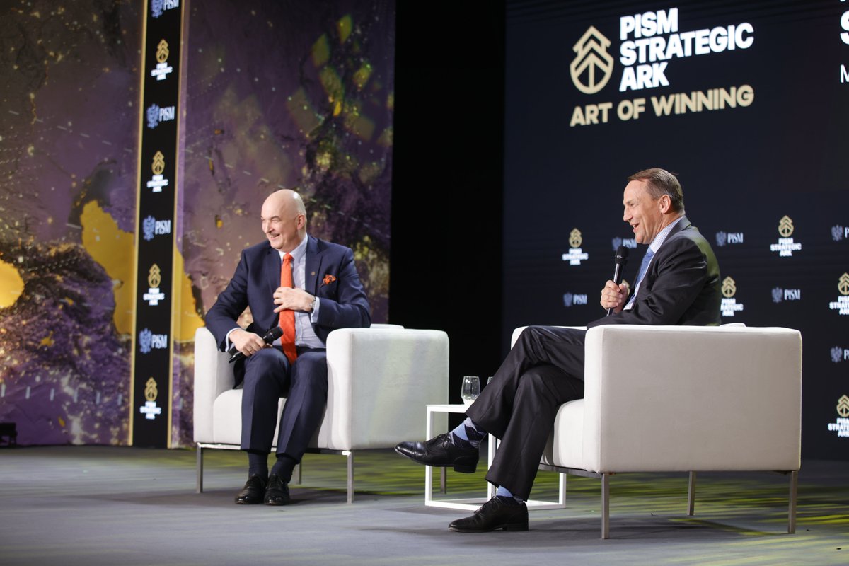 Strategic_Ark's tweet image. .@sikorskiradek : "#Poland continues to be an icon of the West`s victory. We do need to reassure ourselves that we are capable of winning."
#Strategic_Ark