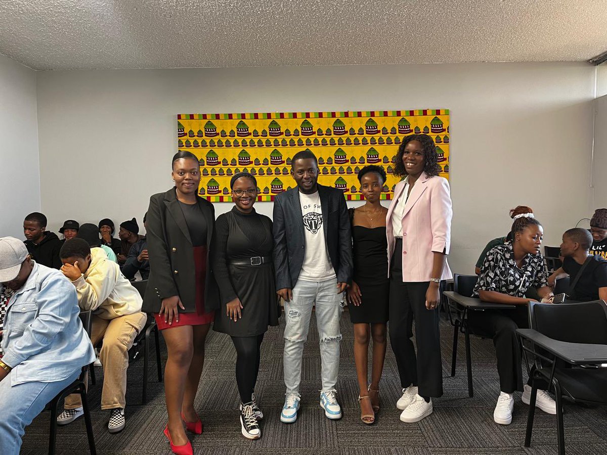 sabya_za's tweet photo. The SABYA UJ Launch took place today at UJ Bunting Campus ✨🙌🏽
Today marks a significant milestone in our journey to empower the youth and strengthen their role in international relations. 

#UJ #SABYA #Youth https://t.co/04NrgnU2g9