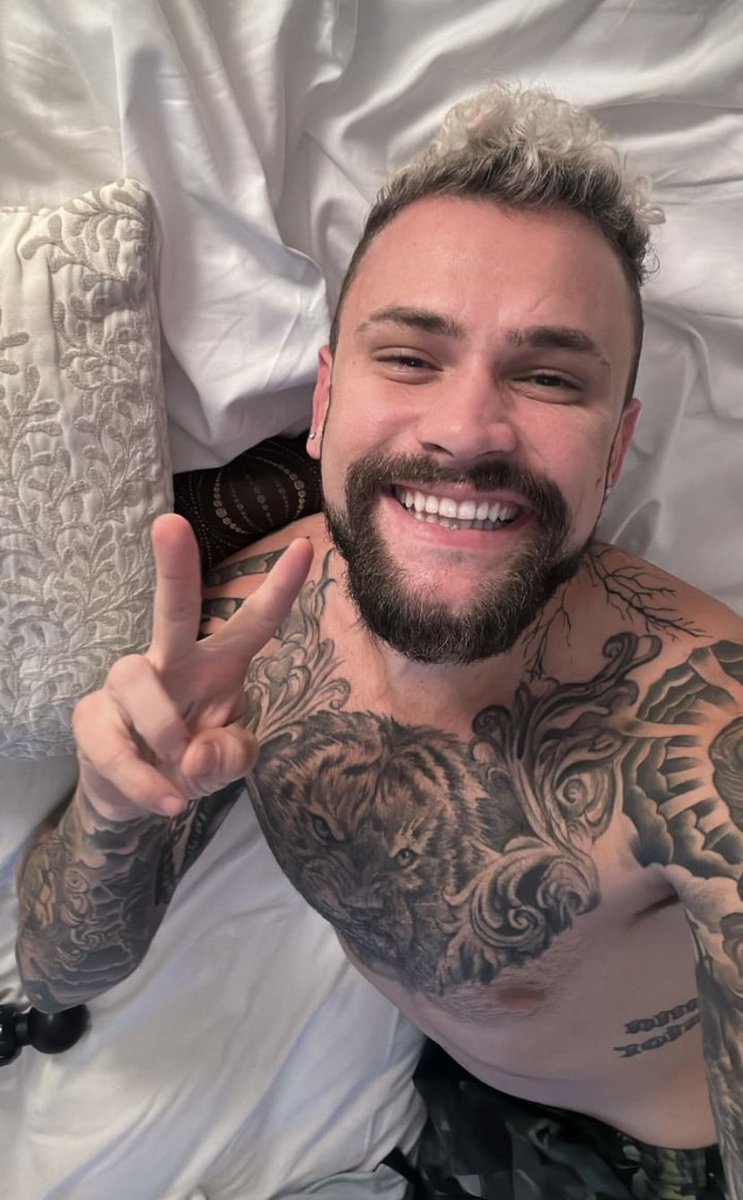 Bom diaaaa com muita alegria ! Chegou o grande dia. Mundial Kobe com nosso atleta. Vibrando somente energias positivas e pensamentos bons. Deus sempre tem o melhor 🙌