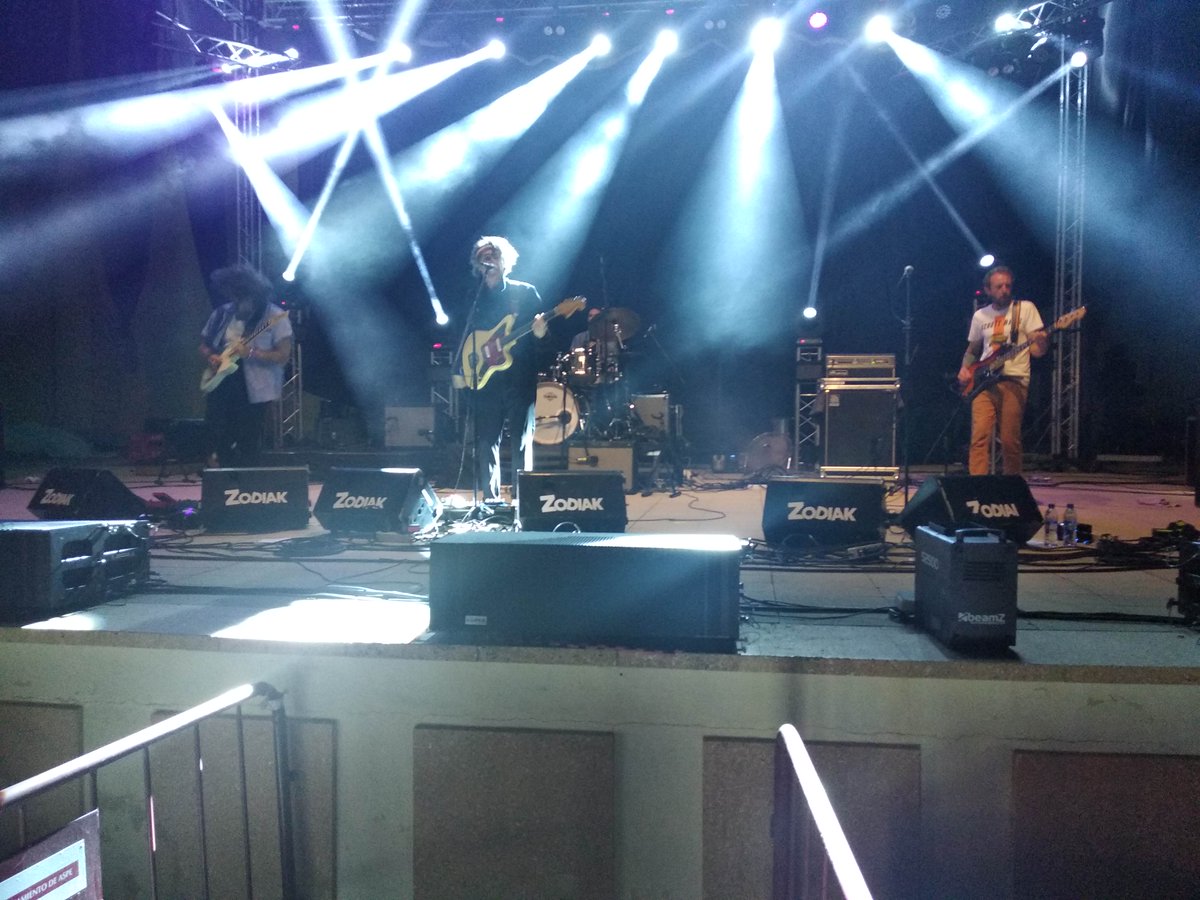 Alacant Indie (@alacantindie) on Twitter photo Y ya que estamos, nos vamos de finde con la crónica del <a href="/aspesuena/">Festival Aspesuena</a> del pasado sábado en Aspe. Ahora más que nunca, cuidaos mucho y sed sensatxs... <a href="/aytoaspe/">Ayuntamiento de Aspe</a>
alacant-indie.blogspot.com/2024/05/cronic… Y ya que estamos, nos vamos de finde con la crónica del <a href="/aspesuena/">Festival Aspesuena</a> del pasado sábado en Aspe. Ahora más que nunca, cuidaos mucho y sed sensatxs... <a href="/aytoaspe/">Ayuntamiento de Aspe</a>
alacant-indie.blogspot.com/2024/05/cronic…