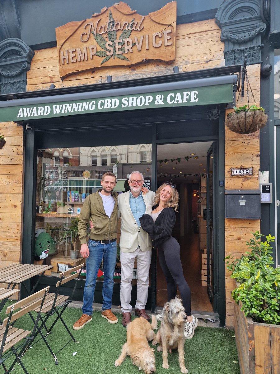 Here we.. here we... here we f*cking gooo! 💪 

Proud to support our local MP <a href="/jeremycorbyn/">Jeremy Corbyn</a> as he stands as an independent in this snap election.

We have no doubt he'll win his seat and continue to lead our community.