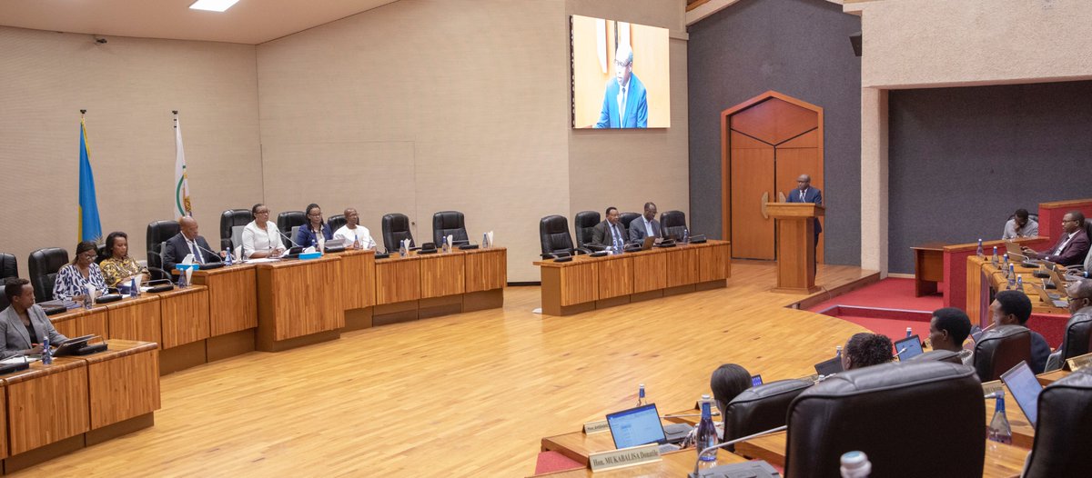 Minister @undagijimana: Total estimated resources for the fiscal year 2024/25 are projected at Frw 5,690.1 billion. This comprises domestic revenues of Frw 3,414.4 billion, with Frw 2,970.4 billion expected from tax revenues and Frw 444.0 billion from other revenues #BudgetRw