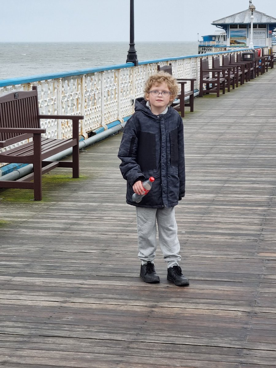 ChaplainLHS's tweet image. @loretochorlton Residential retreat included time outdoors #BaskingInGodsPresence #Getting2KnowChrist @SalfordDiocese @RCSalfordEd