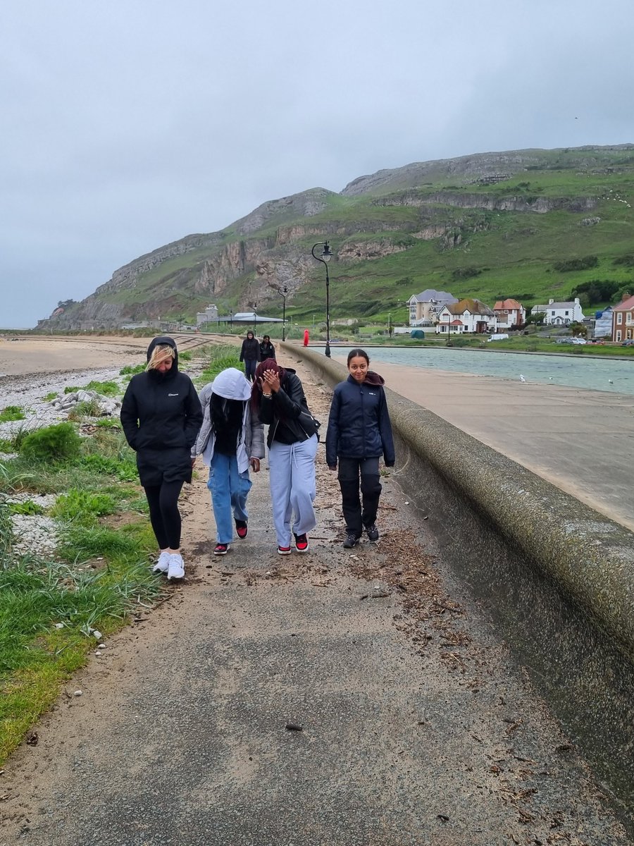 ChaplainLHS's tweet image. @loretochorlton Residential retreat included time outdoors #BaskingInGodsPresence #Getting2KnowChrist @SalfordDiocese @RCSalfordEd