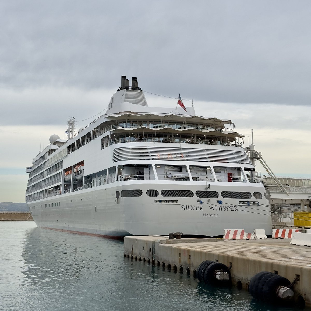 Look who’s here with us today in Marseille, Peter! 😍🙌

<a href="/pdkshanks/">Peter Shanks</a> <a href="/Silversea/">Silversea</a> #ThisIsSilversea