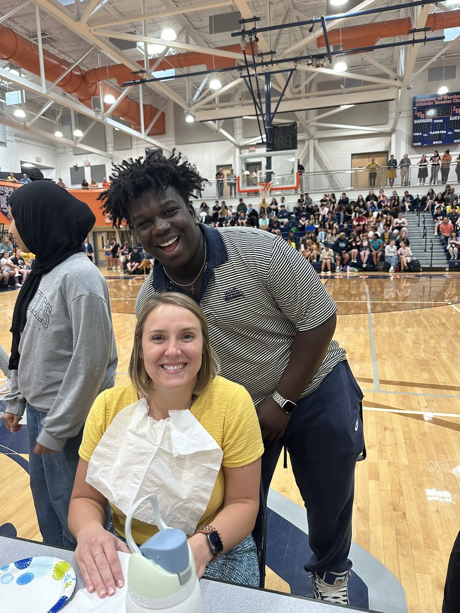 BrianaOBrienLHS's tweet photo. And we continued on with more celebrations at LHS with our School-Wide event celebrating our Unified Basketball players and special olympiads! Our students raised over $500 for our unified basketball players through penny wars! #ThisIsLiverpool https://t.co/EwHNkKQzTH