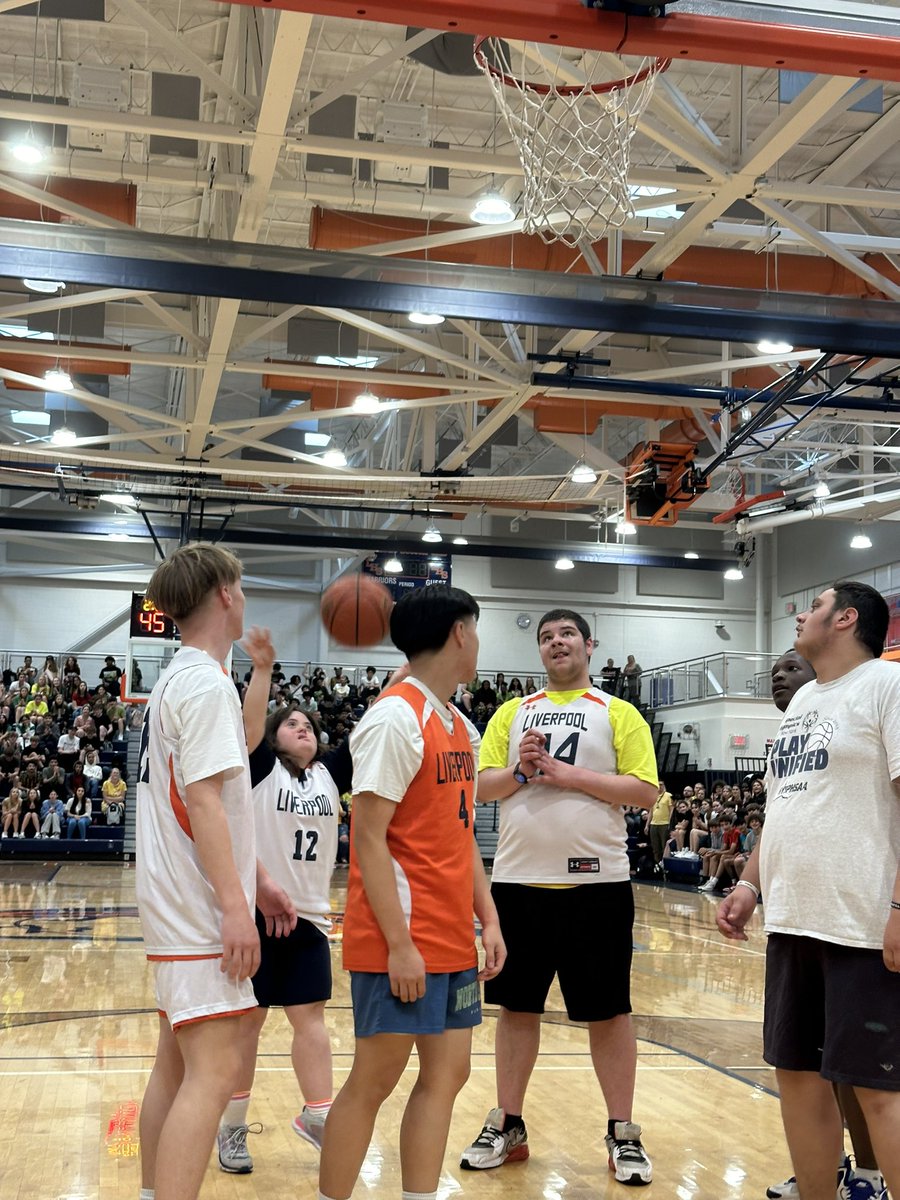 And we continued on with more celebrations at LHS with our School-Wide event celebrating our Unified Basketball players and special olympiads! Our students raised over $500 for our unified basketball players through penny wars! #ThisIsLiverpool
