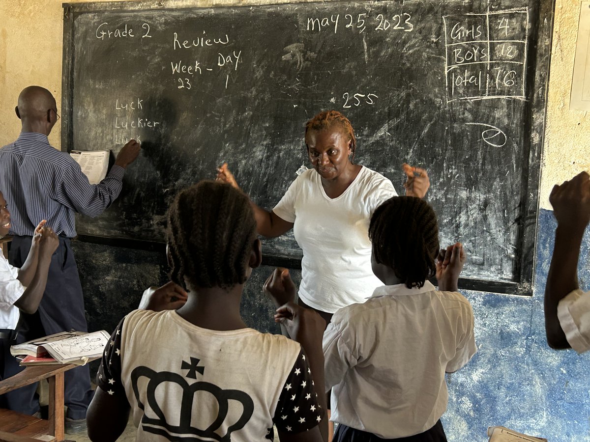 We're thrilled to partner with the Ministry of Education on the @USAIDLiberia Foundational Skills Activity, a $75M initiative to revolutionize education in #Liberia!🌟 From 2024-2029, we'll enhance primary education and accelerate learning goals. 📓ow.ly/uTWi50RTW10