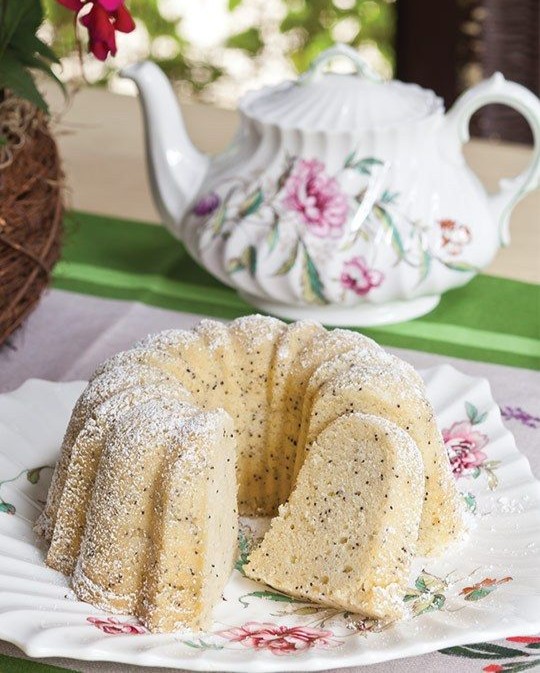 Decadent cake served with a cup of tea is always a wonderful treat. Our Vanilla, Sour Cream & Poppy-Seed Bundt Cake makes the perfect centerpiece for an afternoon tea, and it pairs well with @plumdeluxe's 'Afternoon 'High Tea' White Tea.' Get the recipe: teatimemagazine.com/vanilla-sour-c….
