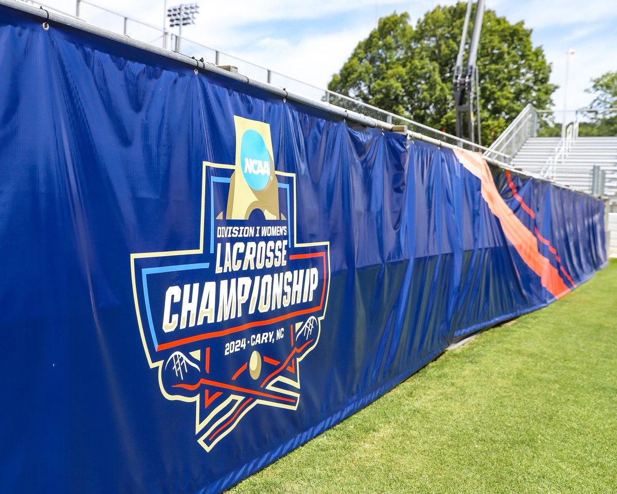 She's a beauty 🤩

#NCAAWLAX x 📸 <a href="/GatorsLAX/">Gators Lacrosse</a>