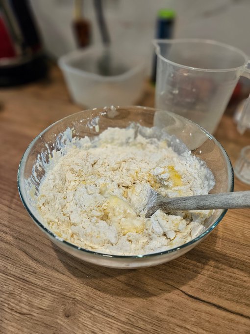 Dzisiaj pokaże wam moje buleczki https://t.co/rHByIF1uAW<a href="/tag/cloutmma5"class="tags"><span>#cloutmma5</span></a>