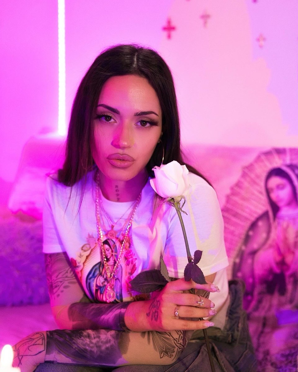 sailortiara's tweet photo. 1 WEEEEEK 🩷😤🦋✨⌛️⏳⌛️⏳ https://t.co/VID7WtcmS5