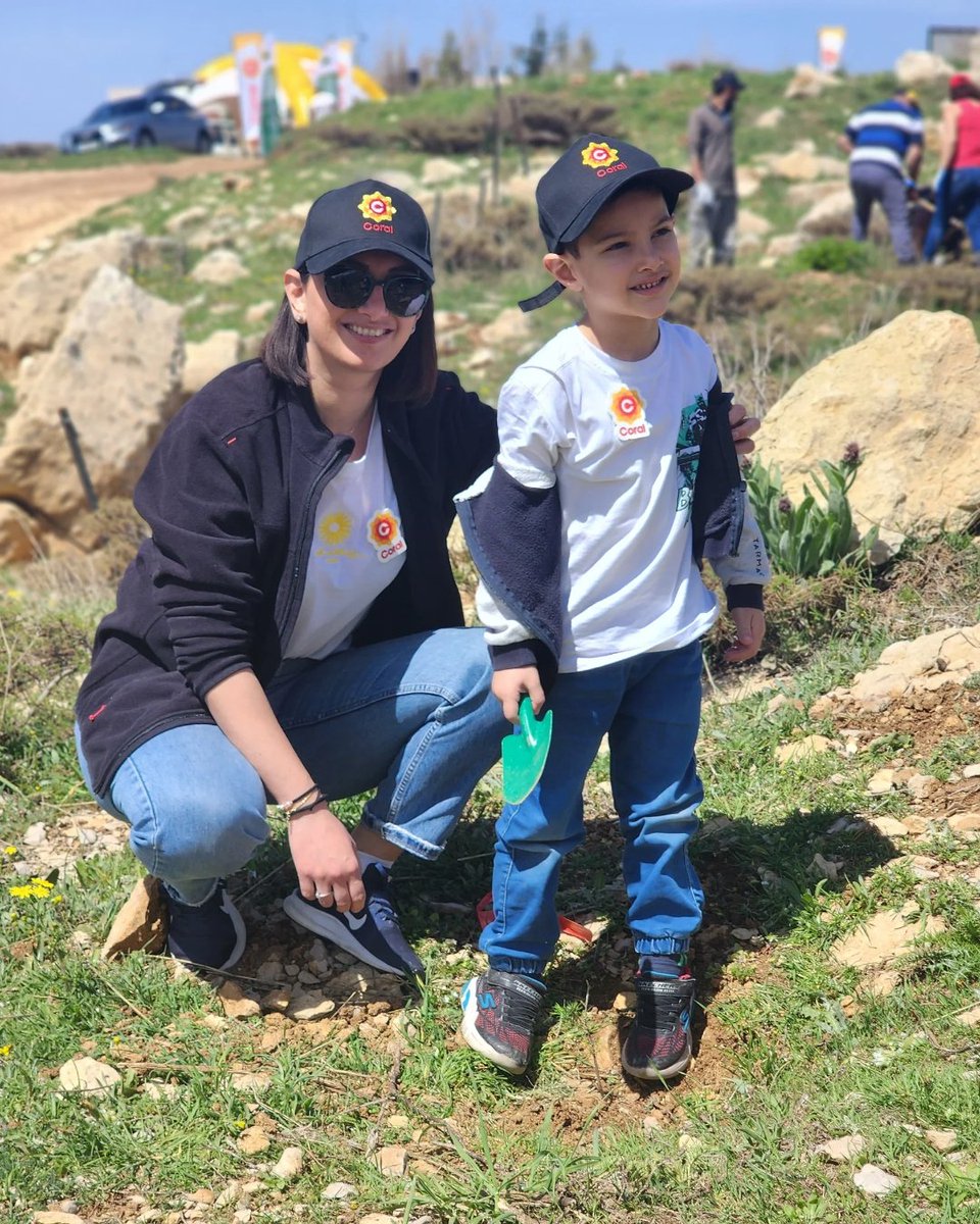 LRILB's tweet photo. Coral's crew, one of our #greenpartners, teamed up to plant 100 cedars in Bakish on April 20. Big love for partners who play in the sustainability sandbox! ๐๐ #RootingForGreen #EcoPartnership #SowGreenGrowGreen #GrowForestsChangeLives #LRI #Sustainability #Reforestation https://t.co/cEgmPxZkZj