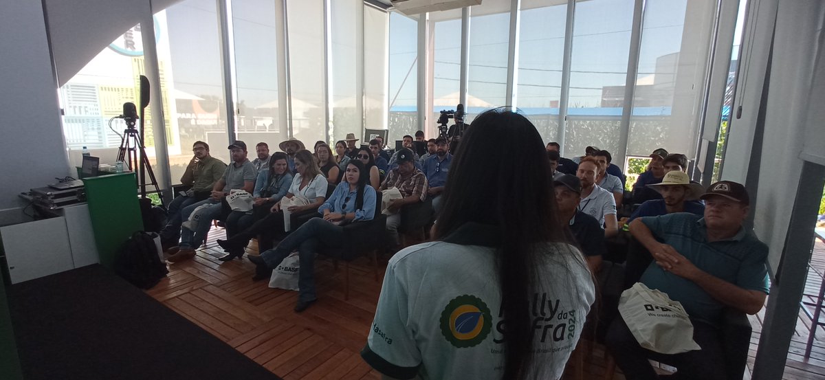 agroconsult_br's tweet photo. Encerramos a participação do @rallydasafra em feiras agrícolas com chave de ouro! O projeto marcou presença na Showtec, em Maracaju, e esteve junto com a BASF e a Biotrop em seus stands! É sempre uma grande oportunidade estar  perto de quem faz o agronegócio acontecer. https://t.co/8bRyYcmEJG
