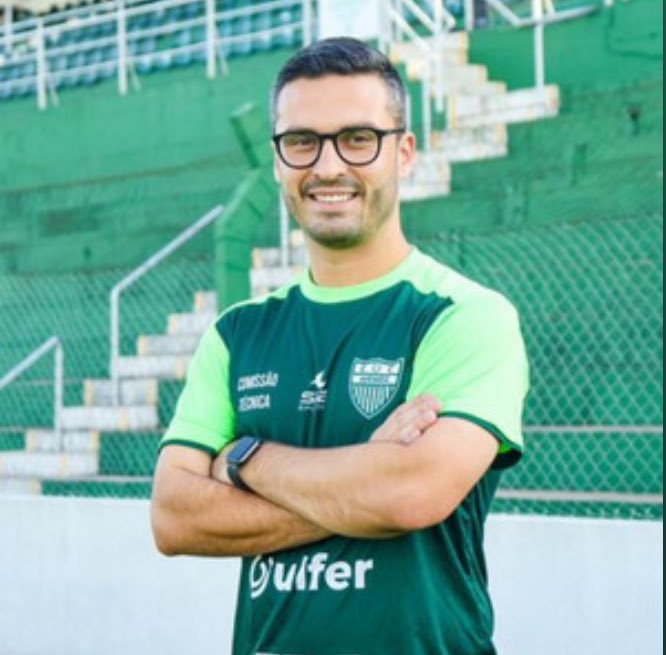 Em entrevista à Rádio Universidade o técnico William Campos do Avenida falou que o clube não pretende contratar mais jogadores a princípio para a Série D, o orçamento com salários para a competição que havia sido previamente definido já atingiu seu valor máximo. #EsportesDaSorte