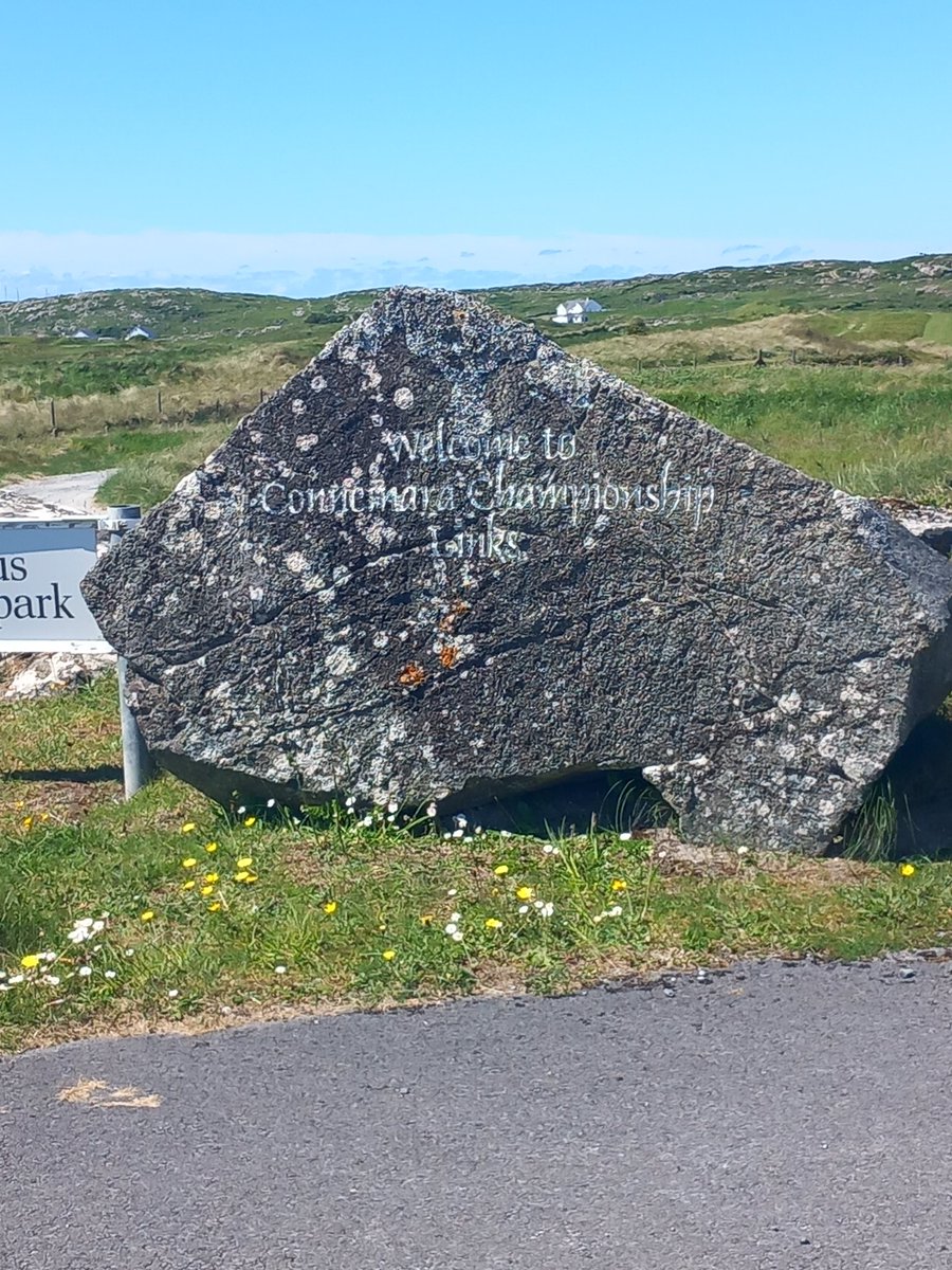 The Wesht is alive and kicking. What a gem of a course....Connemara Golf Links. Pints in Clifden after not bad either!