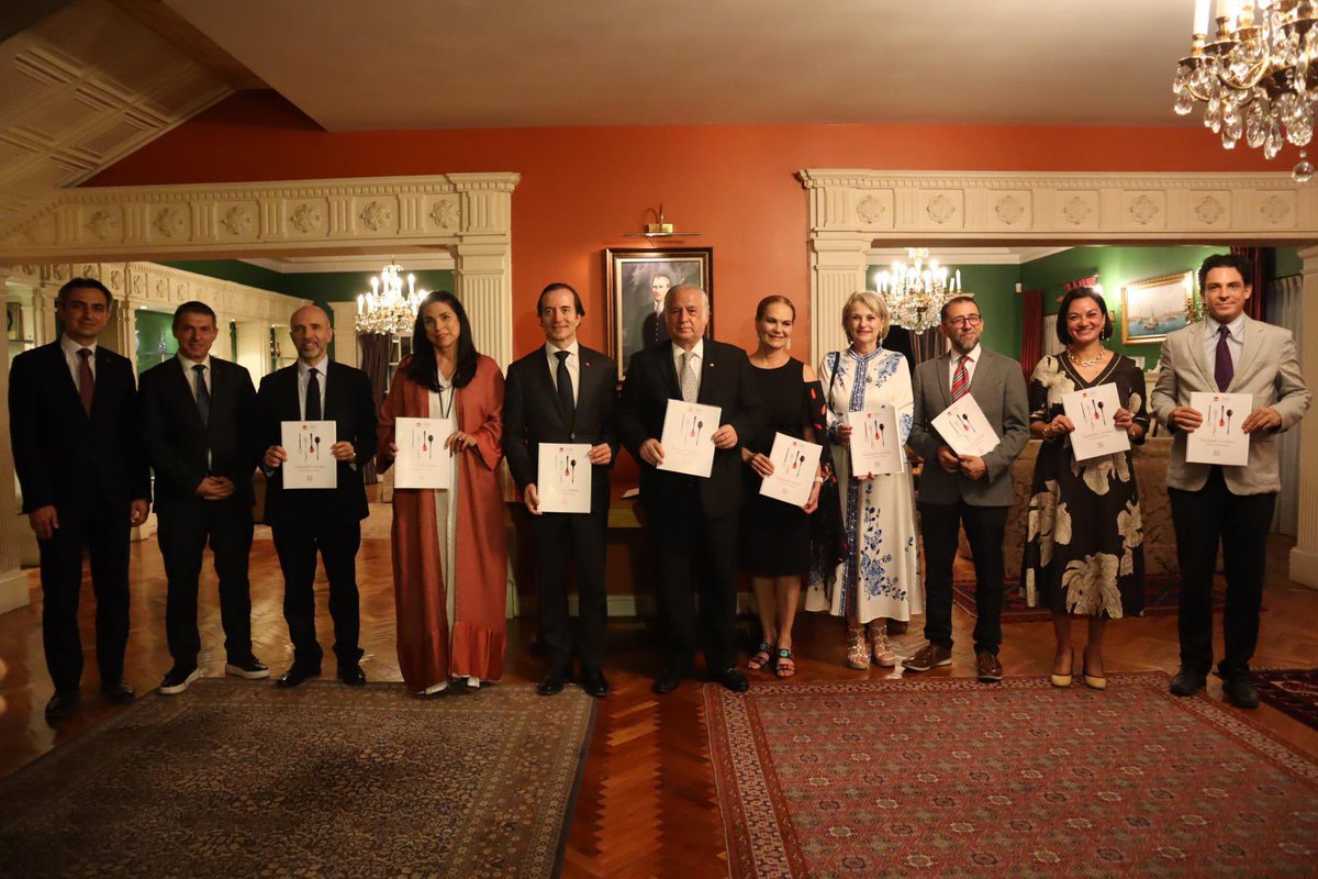 Türkiye in Mexico tweet media