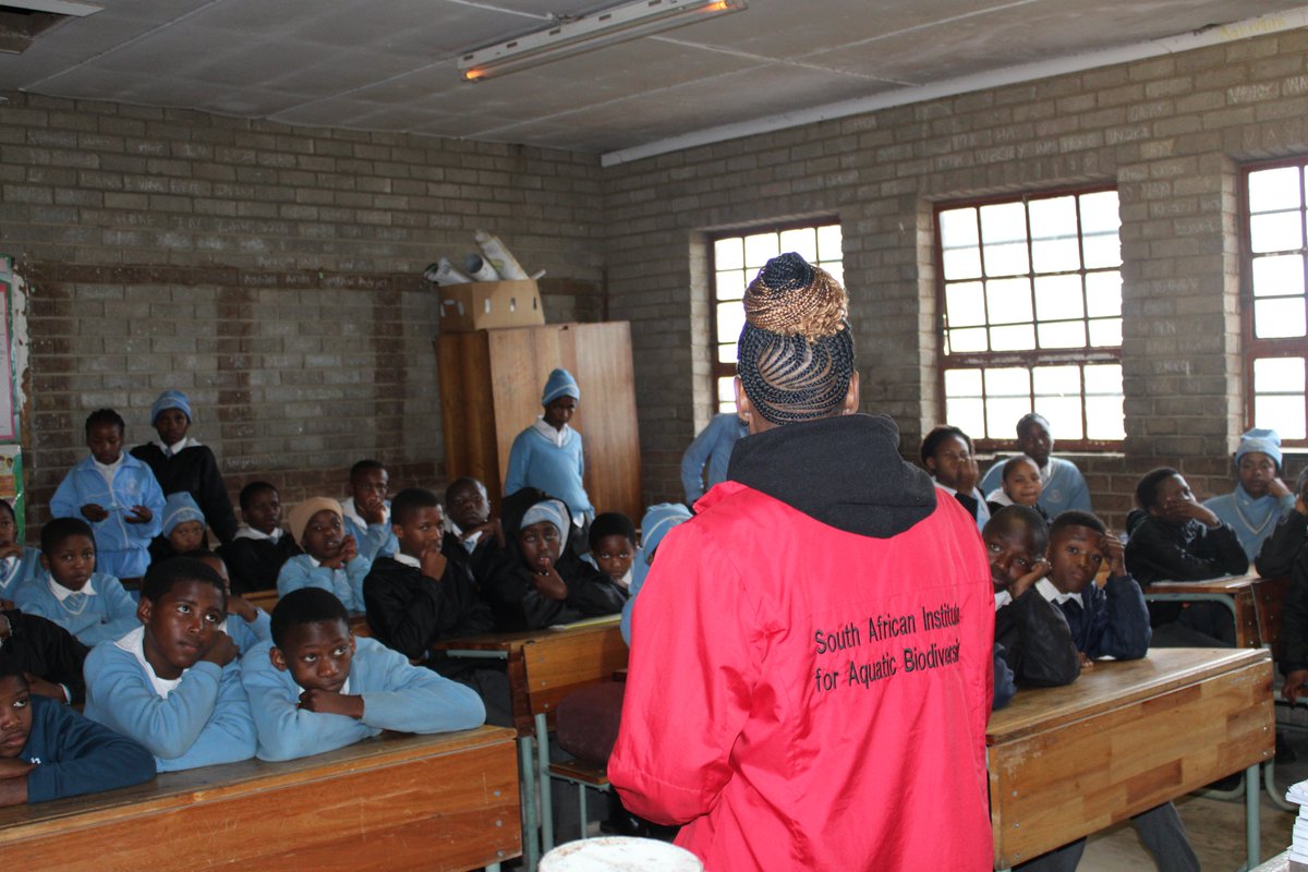 Celebrated World Fish Migration Day with a visit to Archie Mbolekwa SP School Grade 7 learners! We had an amazing time educating future scientists about the wonders of fish migration and the importance of preserving our aquatic ecosystems.