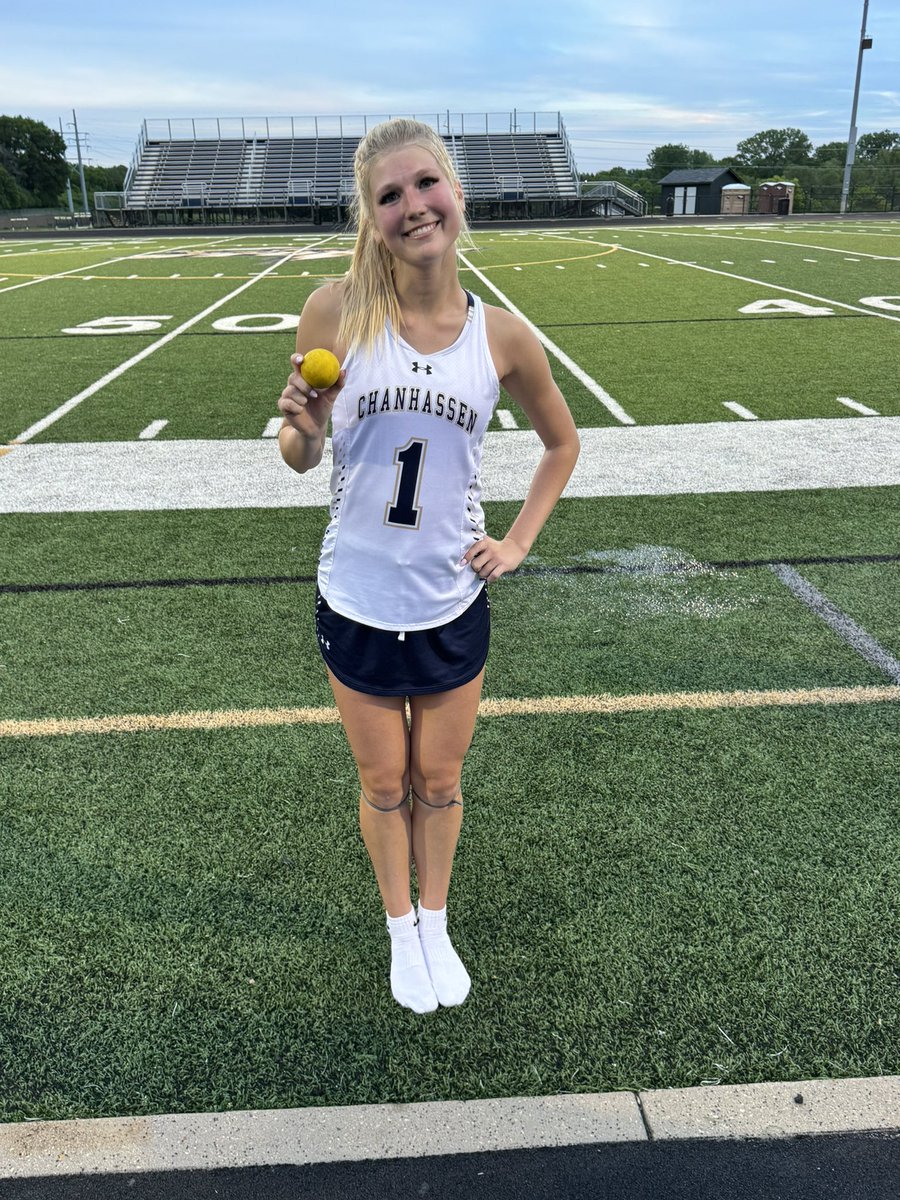 Congratulations to senior captain Gabby Bjugan on scoring her 200th career goal last night!