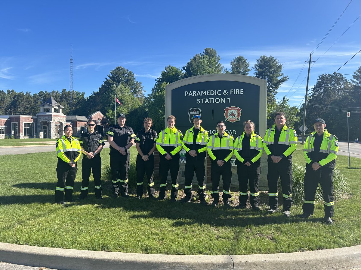 MuskokaPS's tweet photo. Welcome to our newest #Paramedics! They are in the middle of orientation and will be ready to respond in the coming weeks. Call volume increases approximately 25% in the summer months in #Muskoka, and these outstanding additions to our team will be ready when that time comes! https://t.co/xy35lh2rZQ
