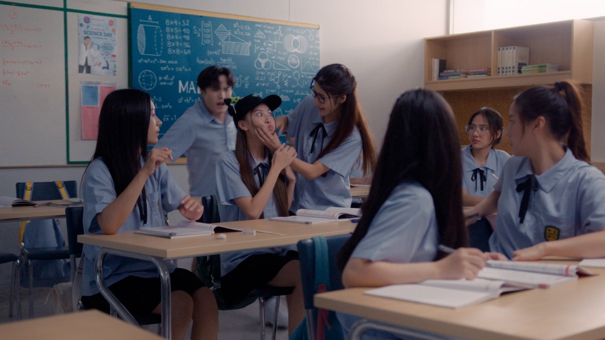GMMTV's tweet photo. เอลินลู๊กกกกก

#23point5FinalEP
@panlyyy @view_benyapa @ffordful @earnpypp_ https://t.co/PFLAxgzmCm