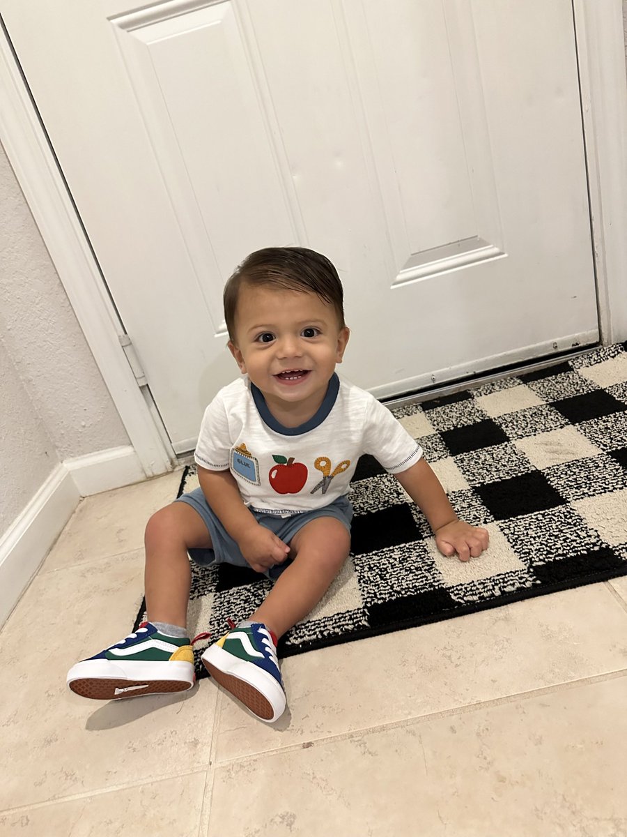 alisasepeda's tweet photo. ughhh i wish he’d stay little forever ☹️🤍 https://t.co/lhbLiCncyM