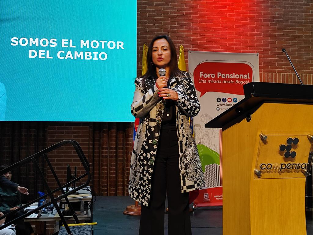 FONCEP's tweet photo. ¿Cuáles son los retos de @Colpensiones con la implementación de la Reforma Pensional? lo explica Giovanna Yayguaje Manrique, gerente de servicio y atención al ciudadano de esta entidad. #ForoPensional: una mirada desde Bogotá. https://t.co/8JU8ApCEUF