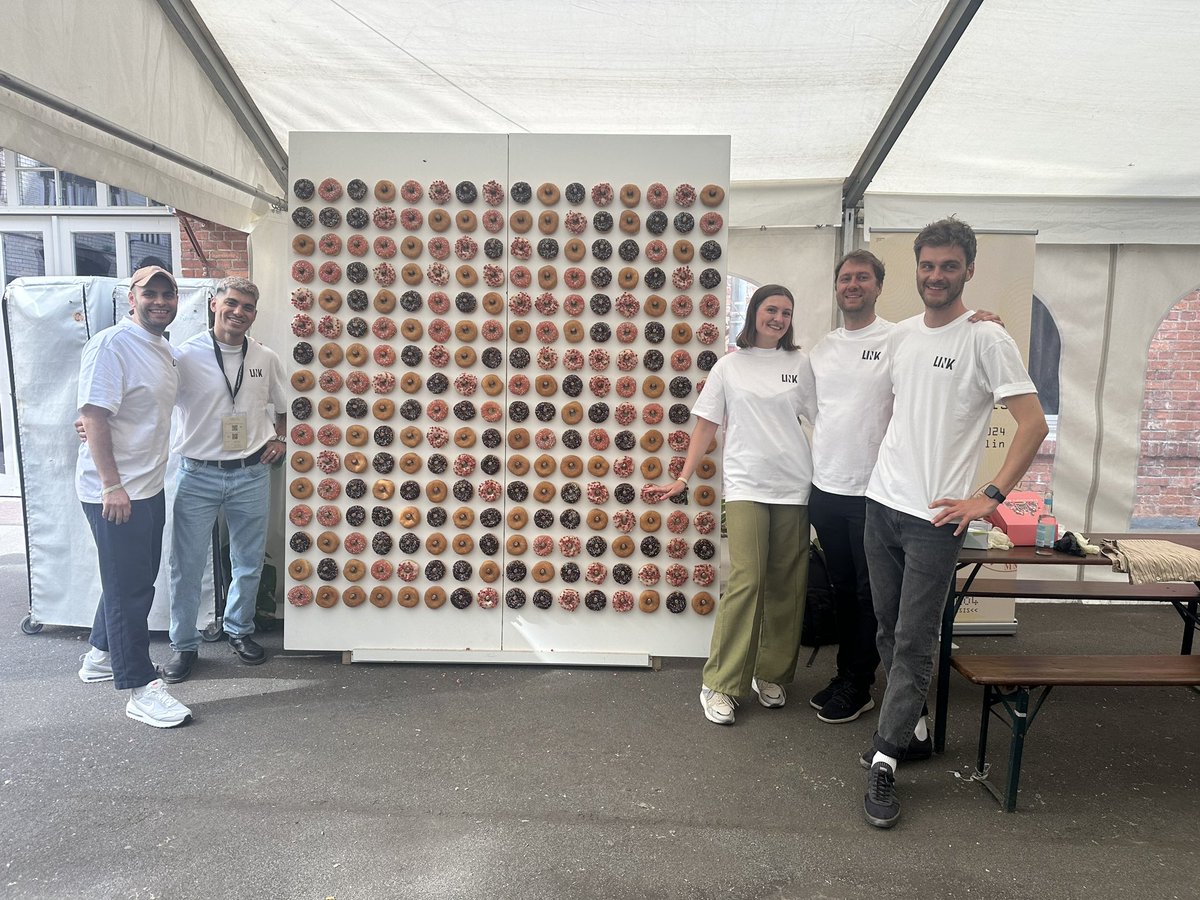 The donut-gang (<a href="/missing_link_io/">Missing Link</a>) is back again: meet us at <a href="/ETHBerlin/">ETHBerlin04</a>, say hi and grab some donuts 🍩