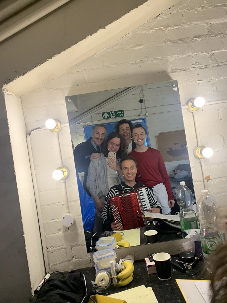 ryanroykelly's tweet image. I made my Off-West End debut last night! Very grateful for my’Porridge Boy ‘ company x 

@OffWestEndCom 
@CMA_London
