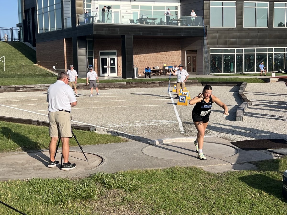 First State Champion of the day!  <a href="/val_galligan/">Val Galligan</a> with the Shot Put Win!  <a href="/kyarnell77/">Kendall</a> with a huge 3rd place finish!    Congrats girls!
