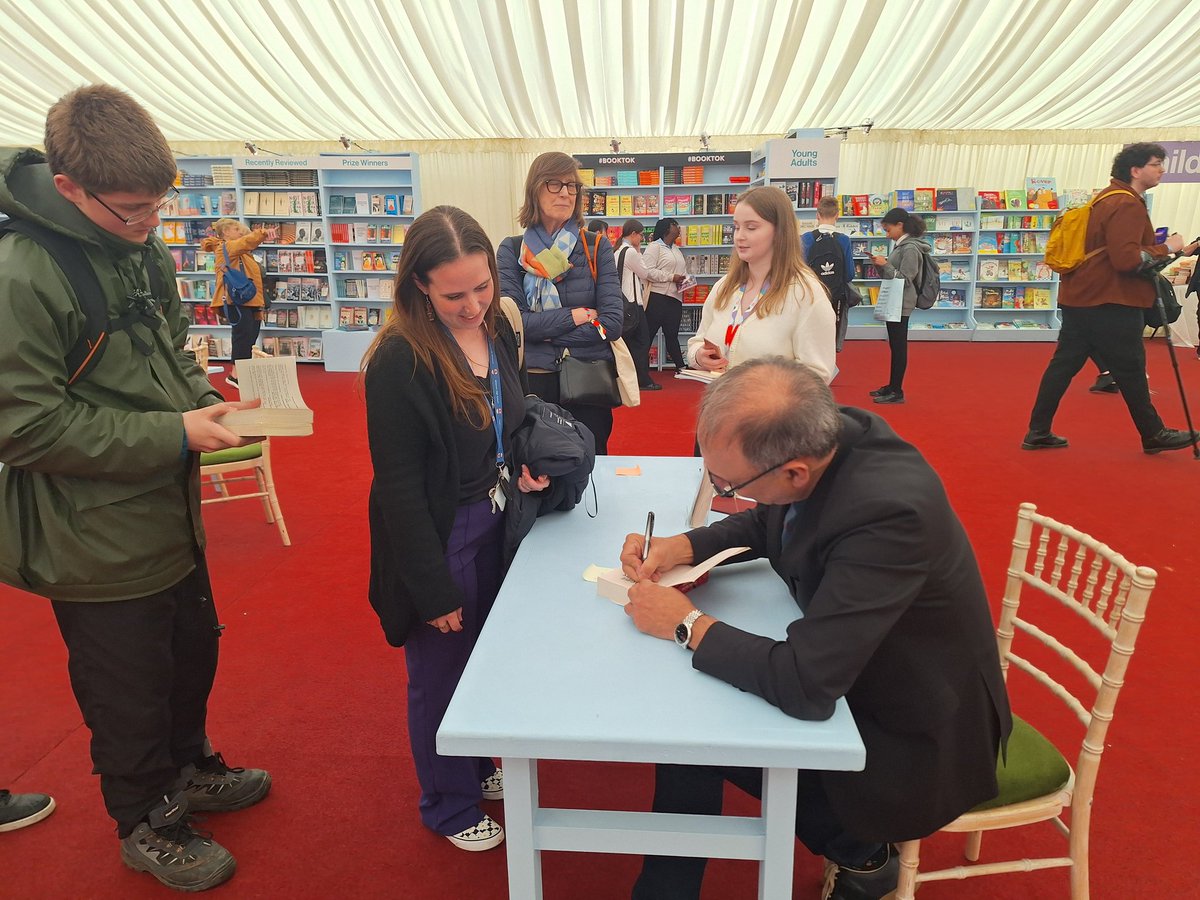 Ms Palmizi tweet media