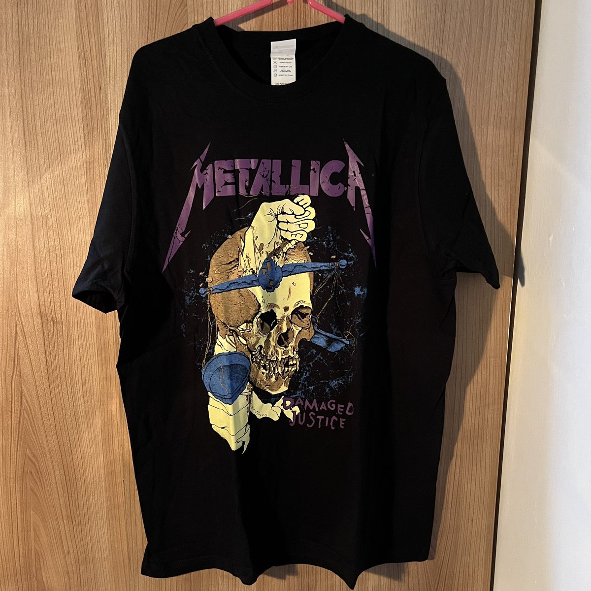 soyemiese's tweet photo. 🧸 ﹒ 15 ﹒ ᶻᶻ ﹒ kaos oversized metalica
✦ ﹒ ┈ ﹕size L 💰25k
📌 minus (-) https://t.co/WCu6A7wN6W