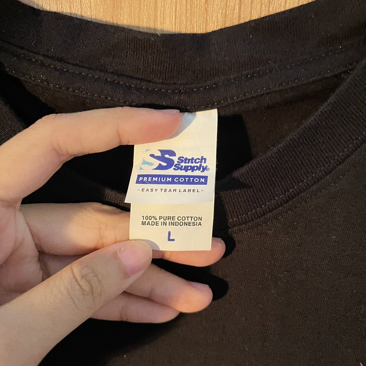soyemiese's tweet photo. 🧸 ﹒ 15 ﹒ ᶻᶻ ﹒ kaos oversized metalica
✦ ﹒ ┈ ﹕size L 💰25k
📌 minus (-) https://t.co/WCu6A7wN6W
