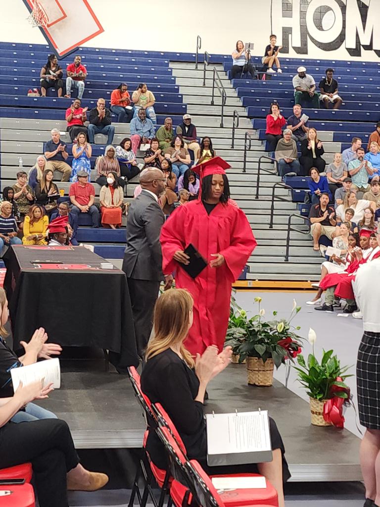 SpcTkey's tweet photo. Congratulations to Joslyn Hamilton for being named the 2023-2024 female athletic of the year and Frank Bianco being named the 2023-2024 male athletic school of the year. https://t.co/Qey66ktfyn