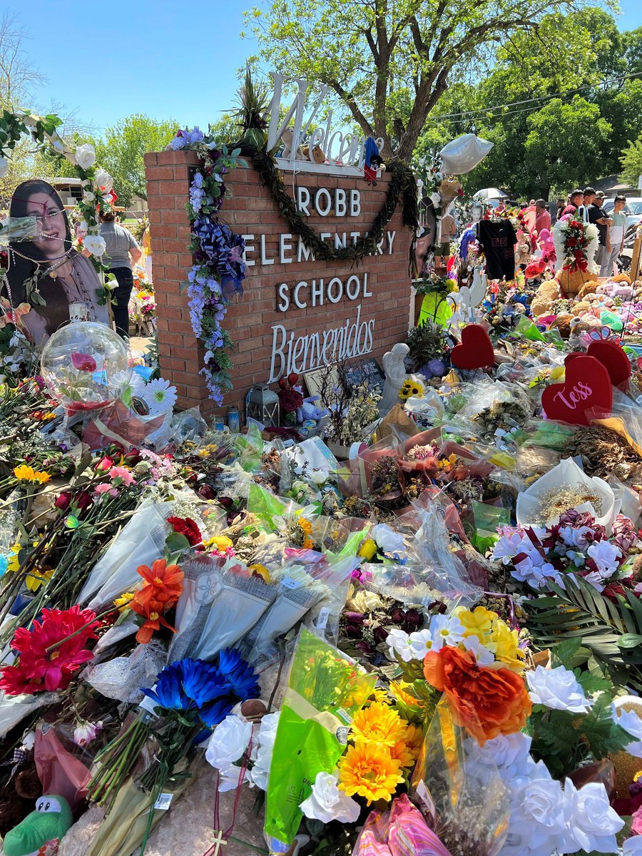 🕊️❤️ In loving memory. We must never forget.

Two years ago today, 19 fourth-graders and two teachers were tragically killed at Robb Elementary in Uvalde, TX. Seventeen others were injured and face a lifetime of recovery. 🙏🏽

#RememberThe21 #RememberUvalde #RobbElementary