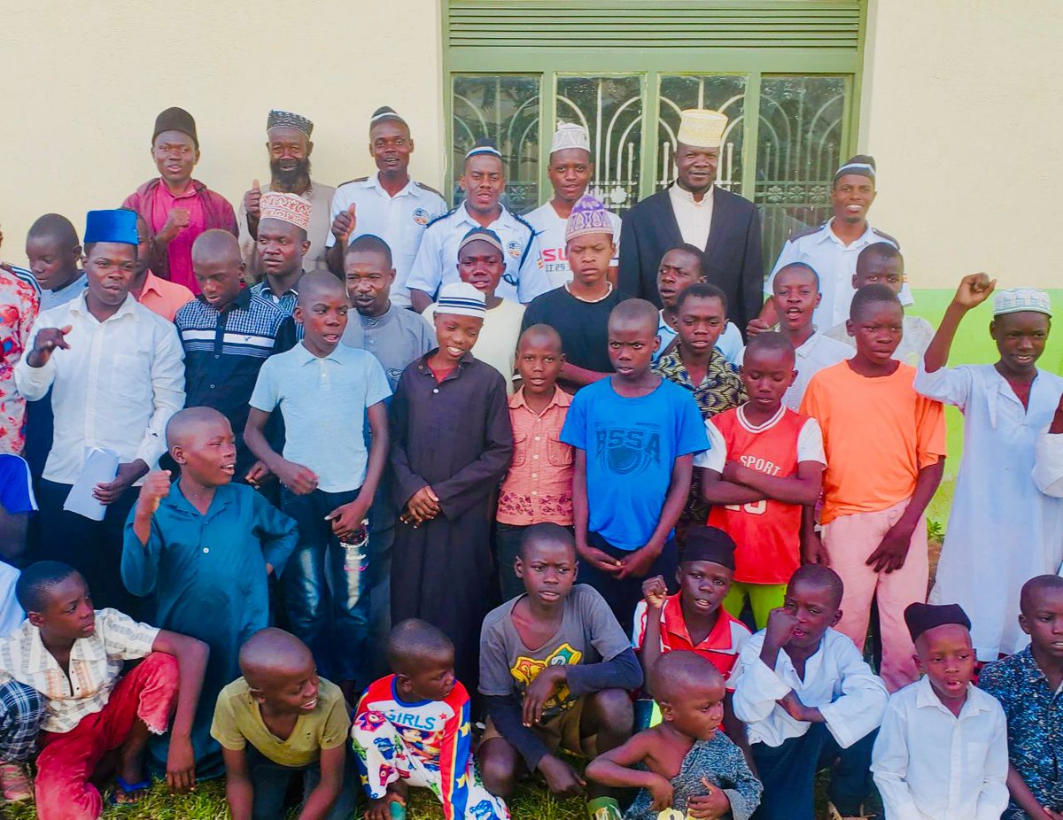 14/19
#Date: 24/05/2024
By the grace of Allah Sadr Sahib and his team attended  Bugiri regional Ijtma at Naluwerere Qi'adat as he was mobilizing and sensitizing  Khuddam plus Atfal for the forthcoming National Ijtma at Seeta 2024.
#EasternUganda🇺🇬 
#Seeta2024
#NationalIjtma2024