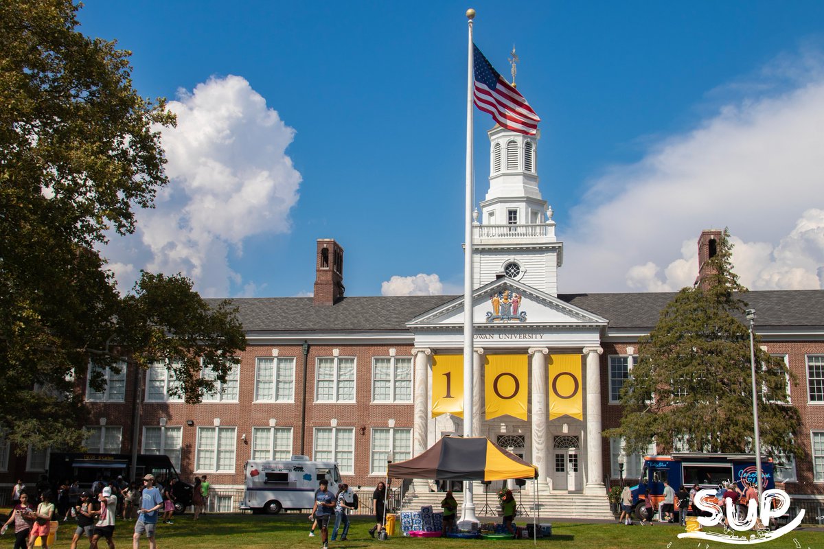 In memory of many.
In honor of all. 🇺🇸❤️💙

As a reminder, the Chamberlain Student Center is closed today Monday, May 27th in observance of Memorial Day. The building will reopen on Tuesday, May 28th at 8am.