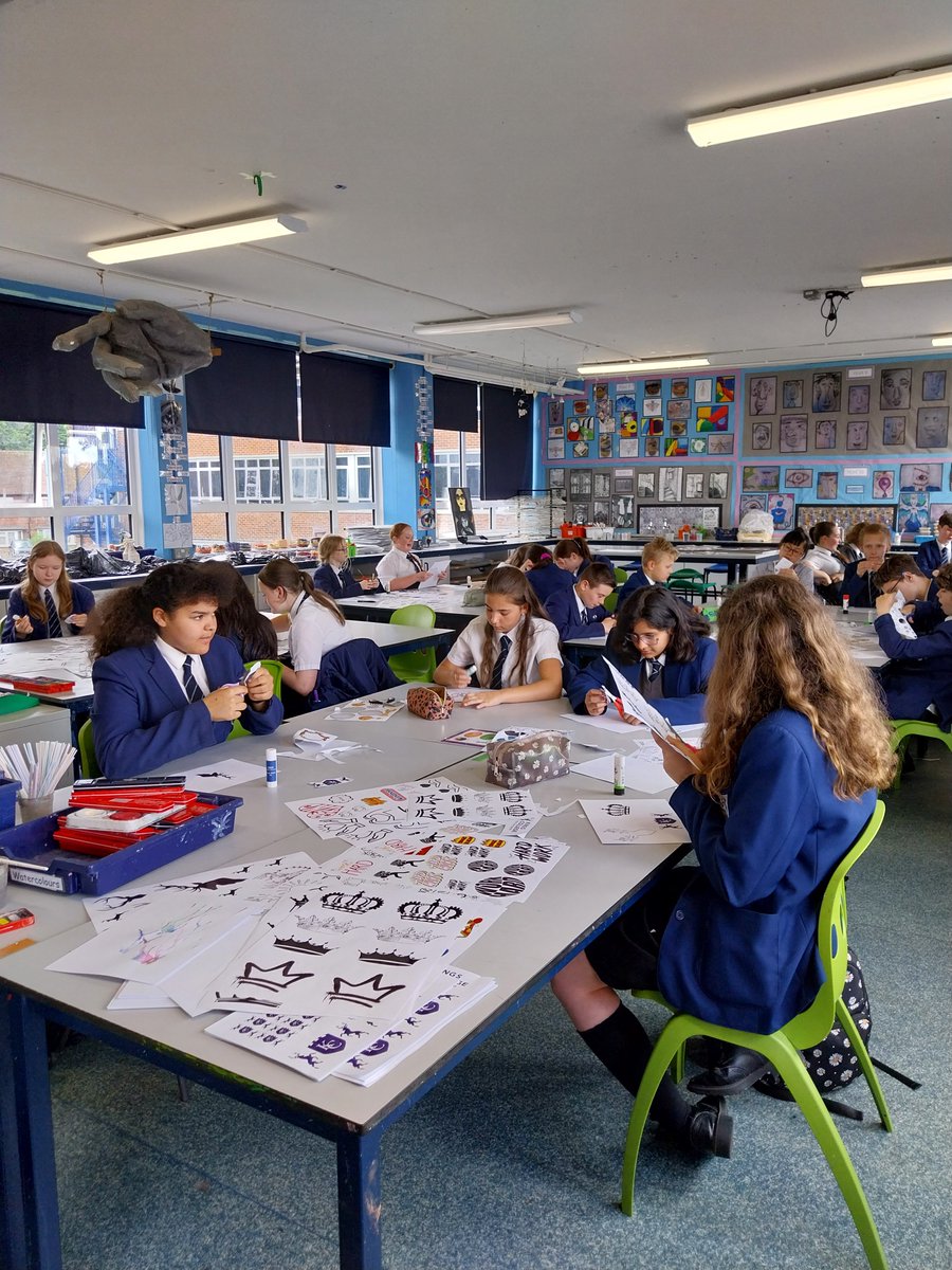 What an afternoon of house events! Everything from rounders, quizzes, Dance, Music, chess, boardgames, Maths challenges, Art and crafts meant everyone had a chance to win their house some points.
Oh, and we had a silent disco for Year 9s as well - just for fun!