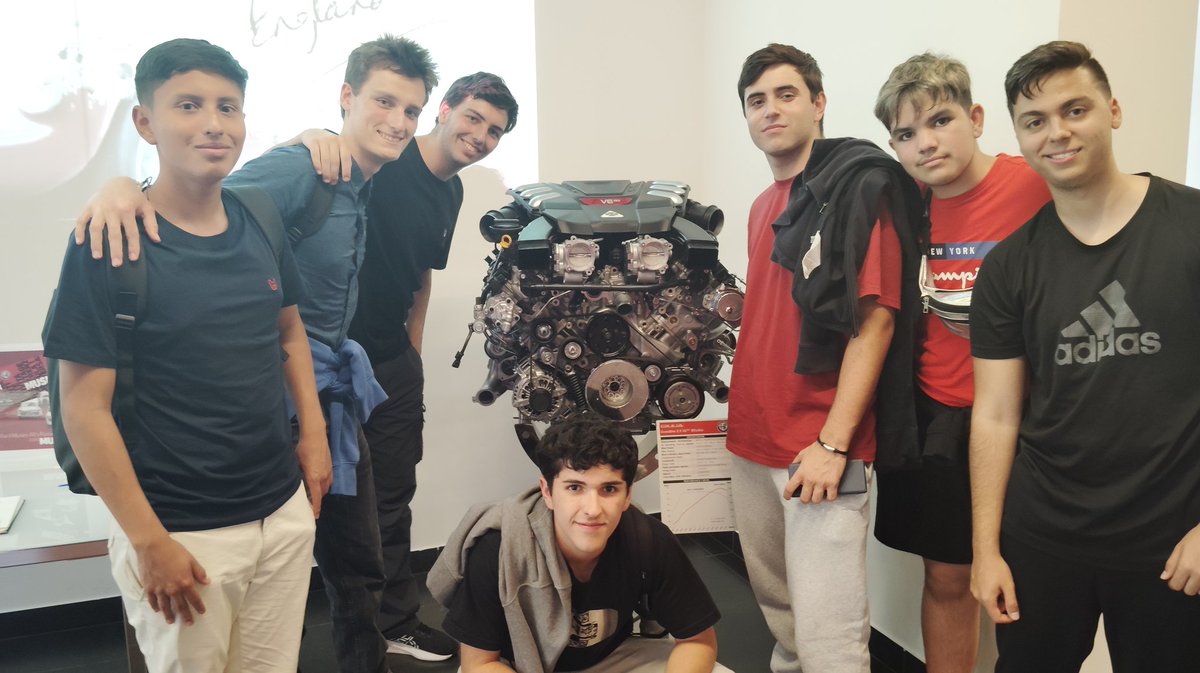 IESLaCala's tweet photo. Semana de @Erasmus_Project #NanoSTEAM junto al centro IISS Ettore Majorana en Bérgamo.https://t.co/lVOyk8Lcxu Ciencia, Tecnología, Multilingüismo y Patrimonio Cultural mediante TIC.
@IESLaCala @AndaluciaStem @educacionmlg @cepmarbellacoin @sepiegob @EducaAnd https://t.co/T0goPiZpbd
