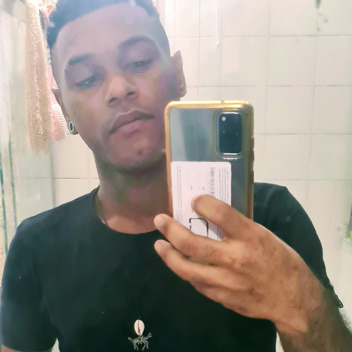 romulo_hanz's tweet photo. #NewProfilePic https://t.co/56ZUFkJoMM