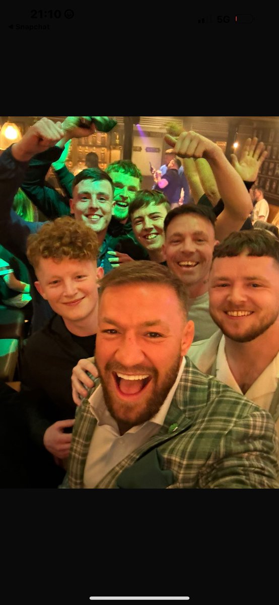 patcurley10's tweet photo. @TheNotoriousMMA 🇮🇪��� https://t.co/4Io6RBmGpP