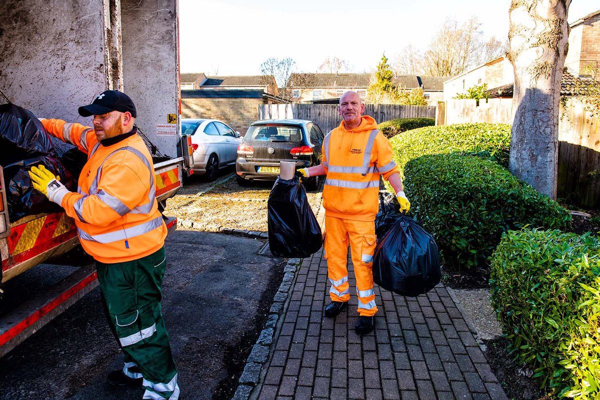 Don’t forget, there will be no rubbish, recycling or garden waste collections today and all pickups will be a day later this week until Saturday 1 June. Please put your sacks outside at 7am. Find out more - sevenoaks.gov.uk/maybankholidays