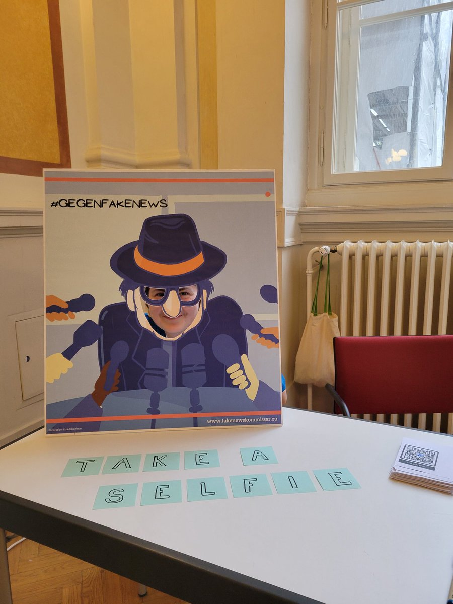 anne__reinhardt's tweet photo. Fake News Kommissar goes Lange Nacht der Forschung! Swing by if you don't have plans tonight! You can find us at the Main University building, booth H06, until 11pm. It'll be fun! #LNF #combatingfakenews #sciencematters https://t.co/Jcp5JASmjX