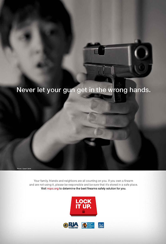 #FIREARMS SAFETY: We always try to look out for one another & keep each other safe. From an early age, we're told, don’t run with scissors & wear your seat belt. There's another very important message about storing our firearms #LockItUp! safefirearmsstorage.org/start-a-conver…