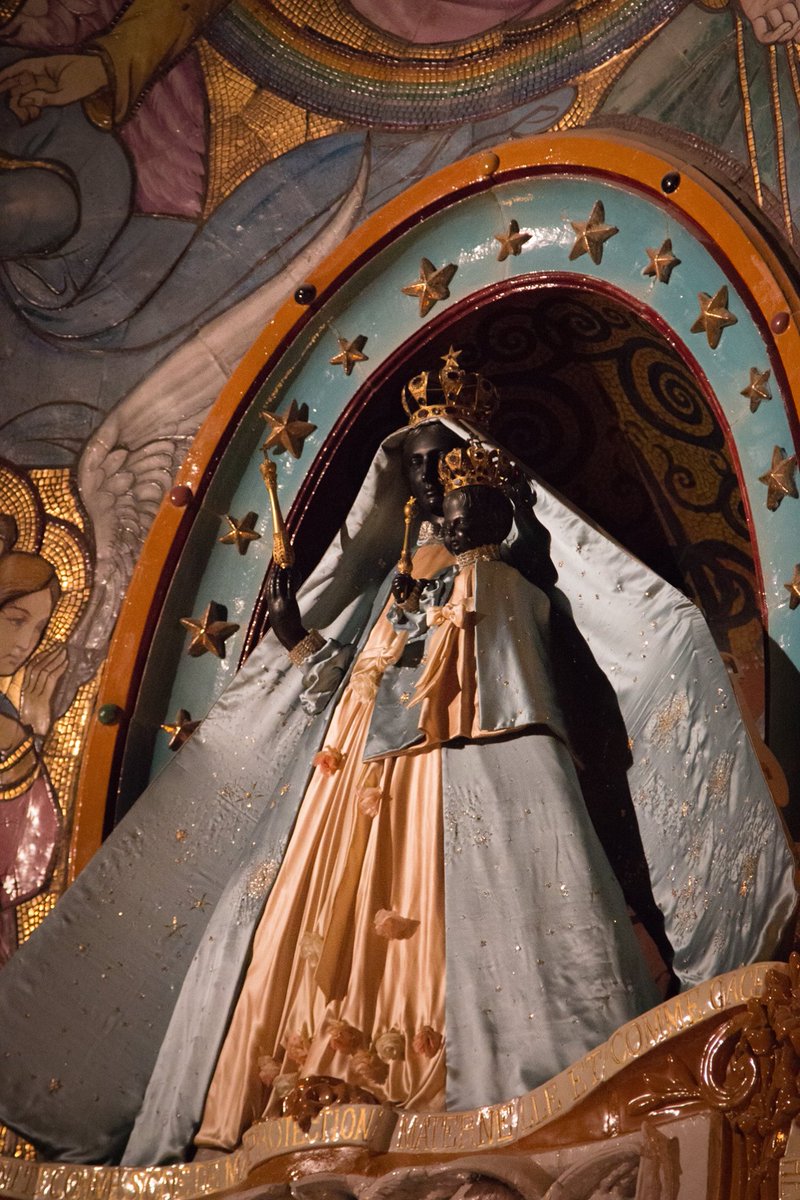 simondartigue's tweet photo. Ce dimanche 15h venez assister à un concert d'orgue et à l'habillement de la Vierge Noire à Notre Dame de la Daurade #Toulouse #Daurade #ViergeNoire https://t.co/RomYQ88CXv