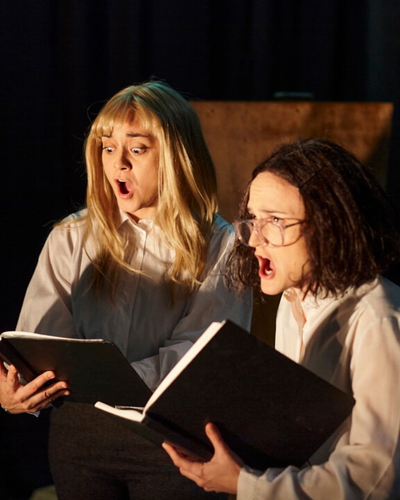 Si t'apassiona la cultura, atenció!

Vine a l'OCCU i aprofita el #LastMinute: gaudiràs d'un 50% de descompte en les entrades.

Avui, entre d'altres: "Les estacions de Haydn" a l'<a href="/auditoribcn/">L'Auditori</a> i "Gracias por todo" a la <a href="/SalaFenix/">Sala Fènix</a>.

barcelona.cat/lastminute